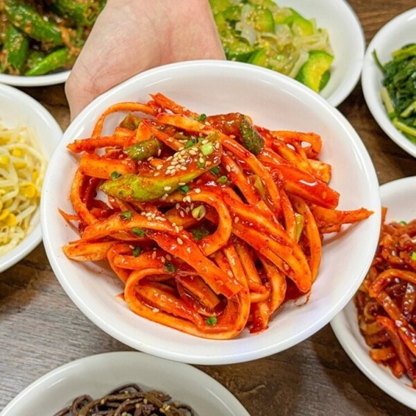 우주스토어,[맛있는집밥] 정성가득 4종 수제반찬 반찬 2번세트 (간장어묵볶음 120g, 무생채 200g, 매콤콩나물무침 210g, 오이고추된장무침 120g)